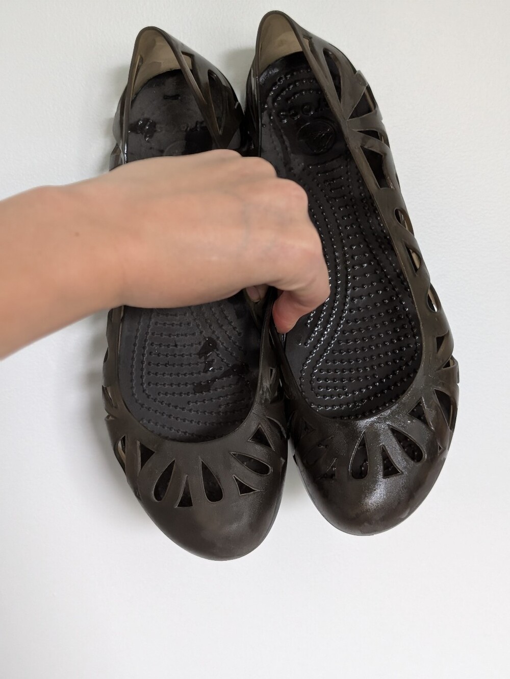CROCS Women's Brown Cutout Ballet Flats - Picture 7 of 7